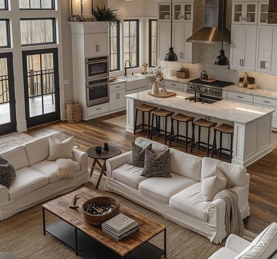 hand made enterprises llc 2026 01 01T23:03:01.015828Z 52038